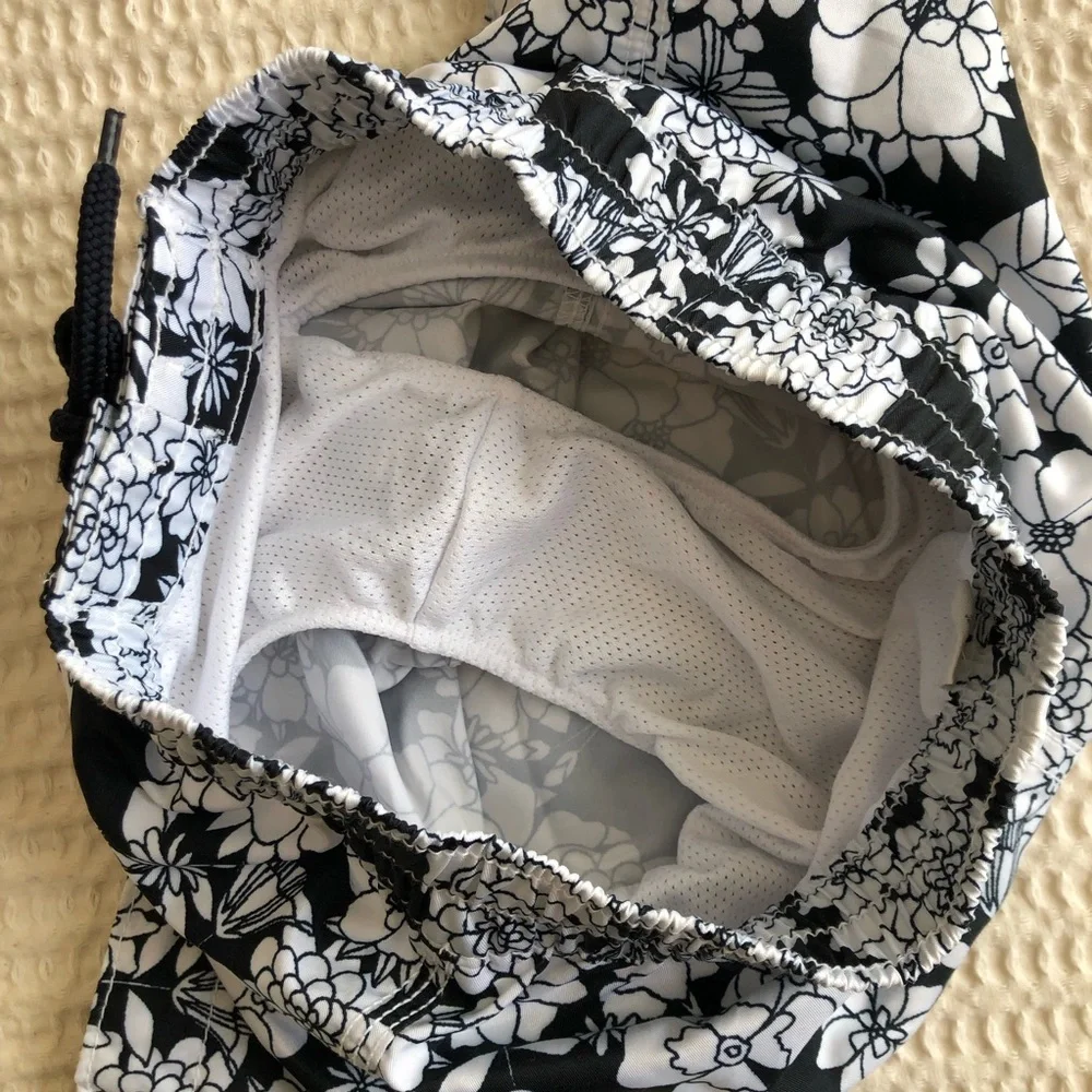 GAP kid’s black